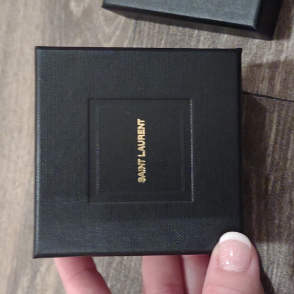 Authentic Saint Laurent Mid Autumn Festival Mooncake Boxes - Picture 5 of 6